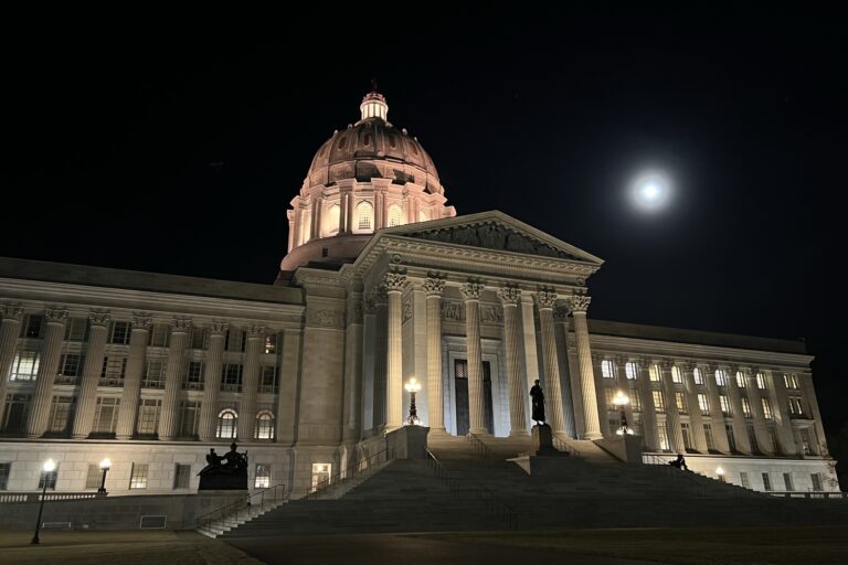 8F3C83F1-974E-4466-B902-BF1E96459D62